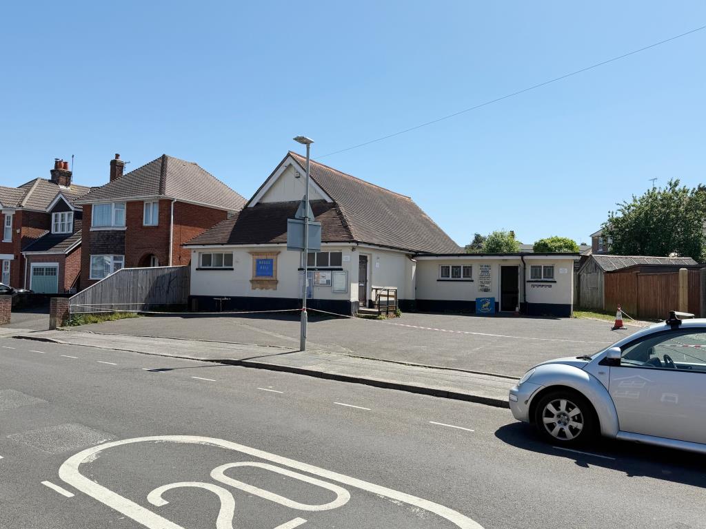 Lot: 31 - FORMER COMMUNITY HALL WITH DEVELOPMENT POTENTIAL - Alternative angle of the outside of the building